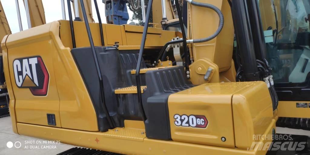 CAT 2021 CAT 320GC Wielgraafmachines