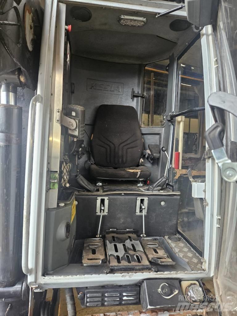 Kesla 2110T Houtkranen