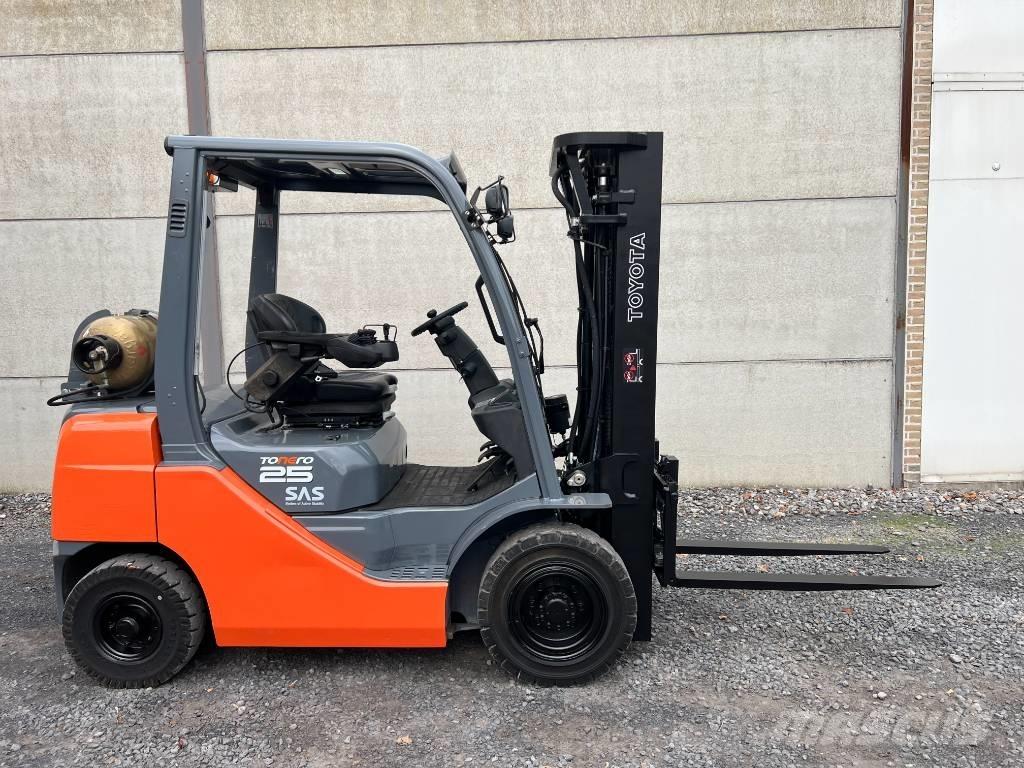 Toyota 02-8FGF25 LPG heftrucks