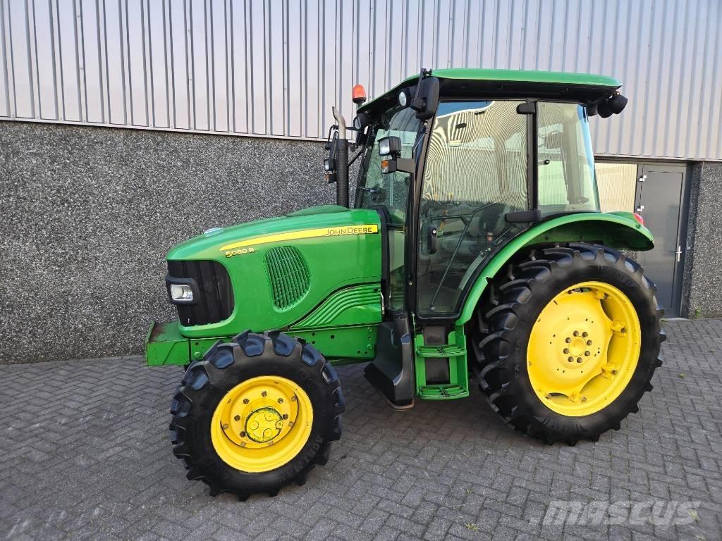 John Deere 5080 R Tractoren