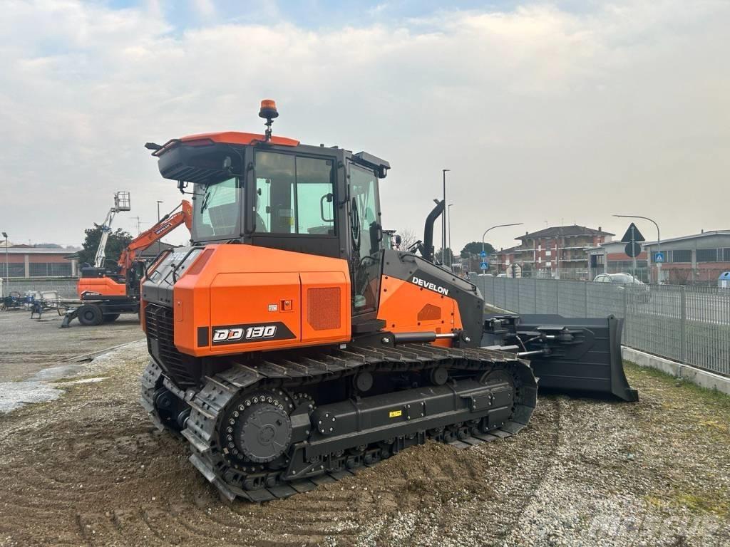 Develon DD 130 Rupsdozers
