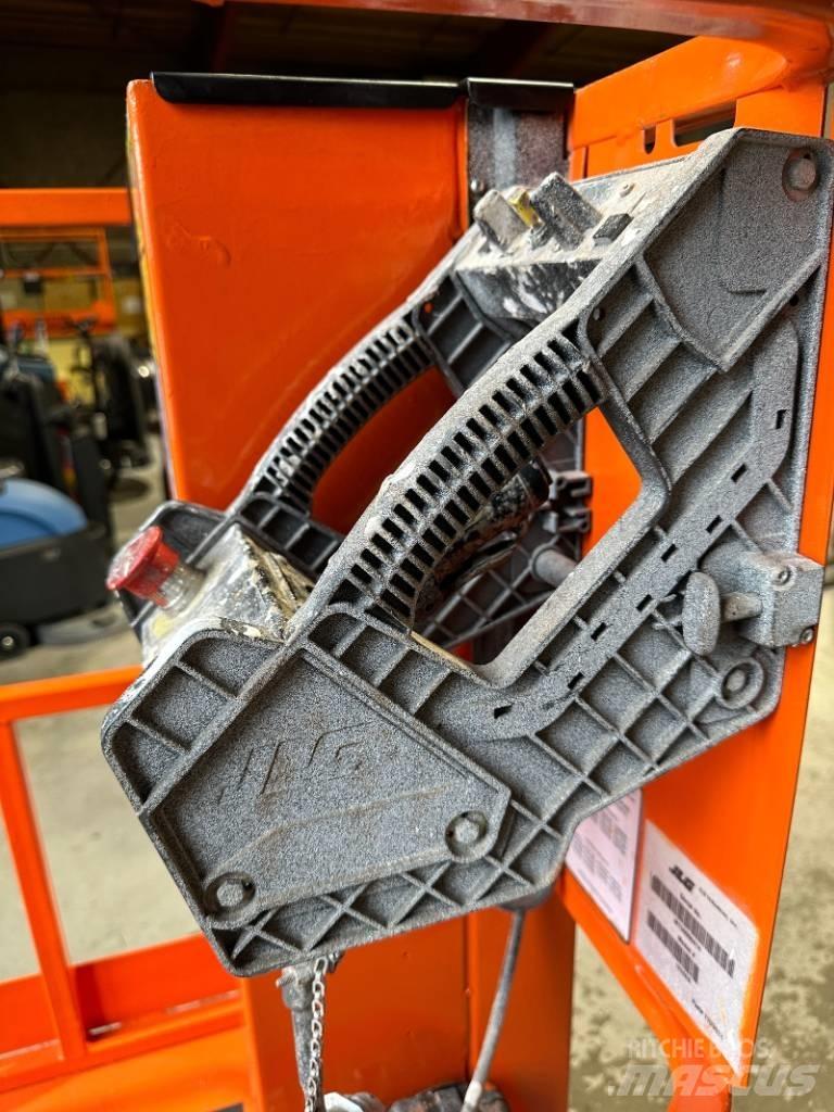 JLG 1230 ES Schaarhoogwerkers