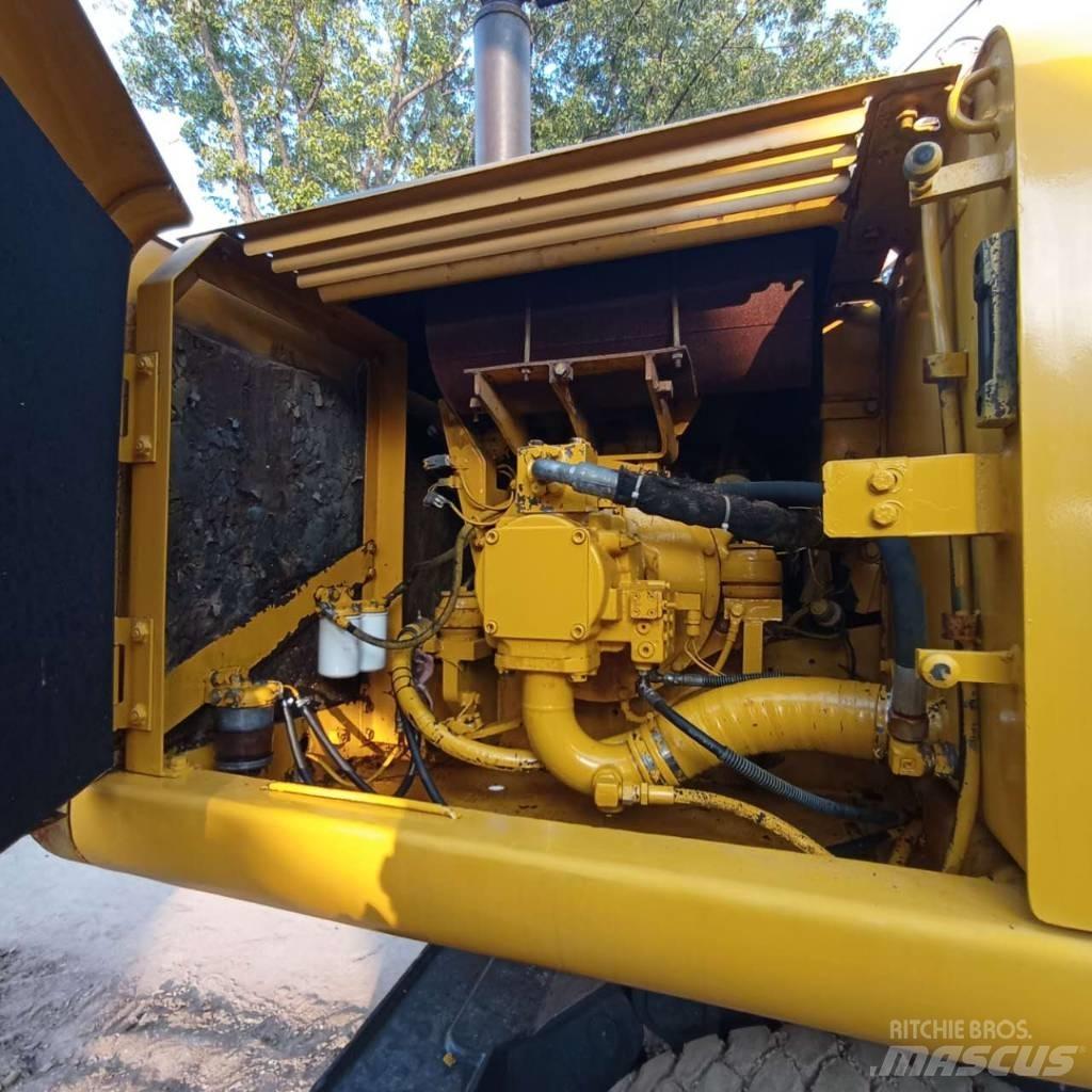 Komatsu PC150W-6 Wielgraafmachines