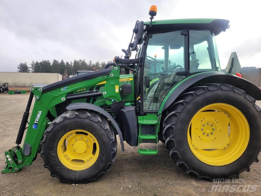 John Deere 5100R Tractoren