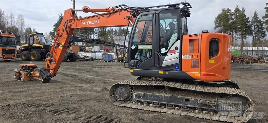Hitachi ZX135US-5B Rupsgraafmachines
