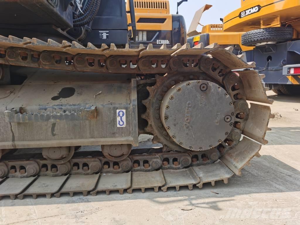 Volvo EC 220 Rupsgraafmachines