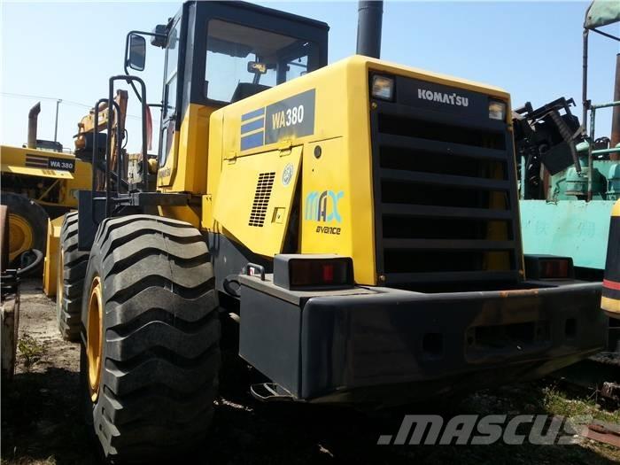 Komatsu WA 380-3 Wielladers