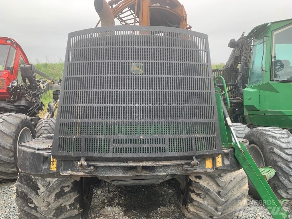John Deere 1110 E Cabine en interieur