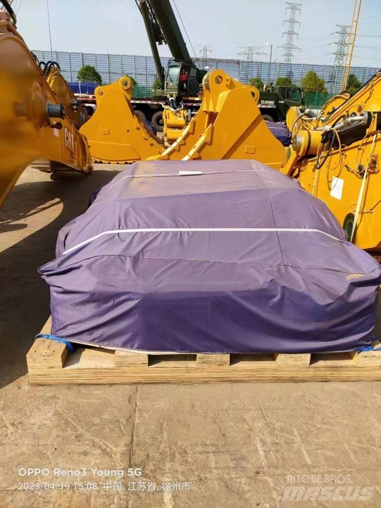 CAT 395 Rupsgraafmachines
