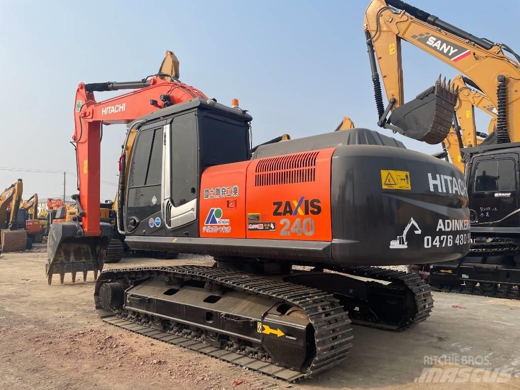Hitachi ZX 240 Rupsgraafmachines