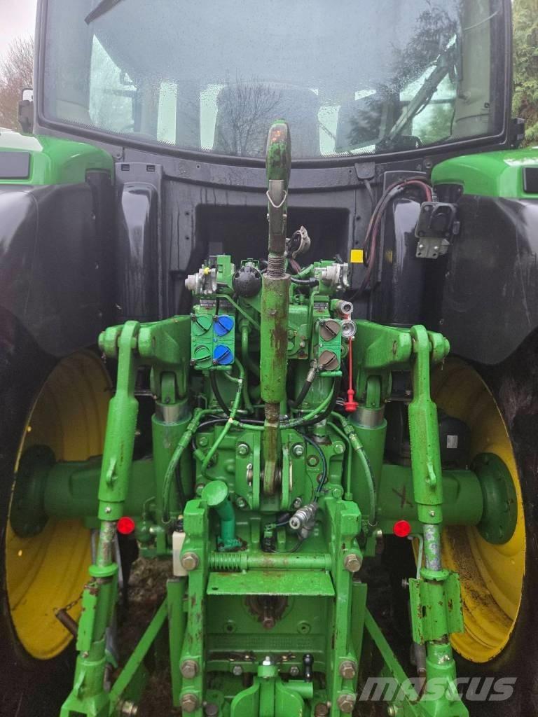 John Deere 6150R Tractoren