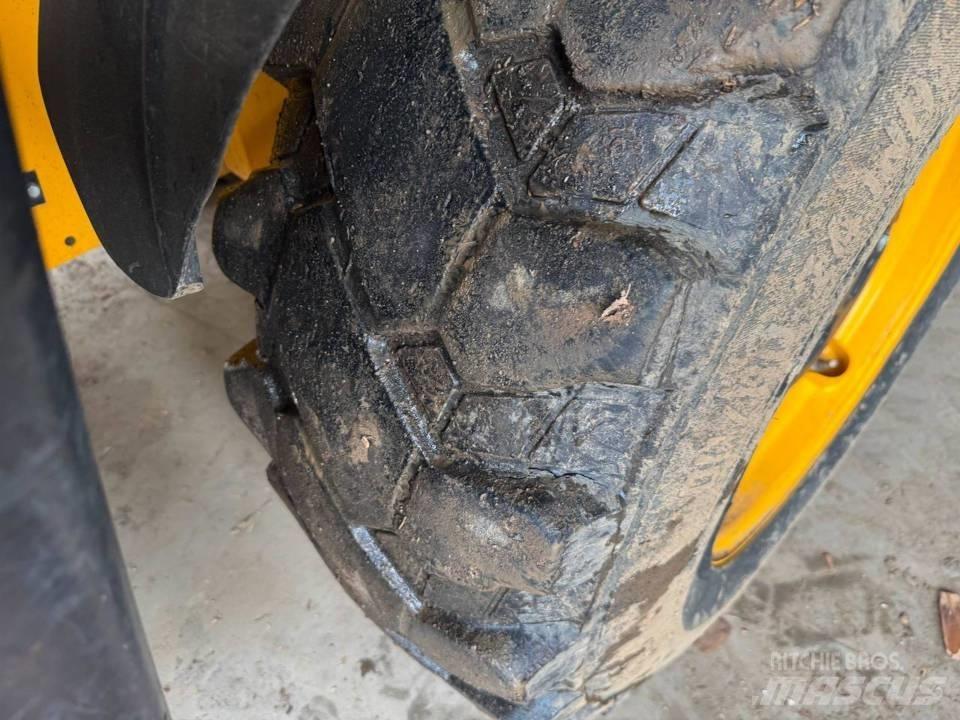 JCB 535-95 Verreikers