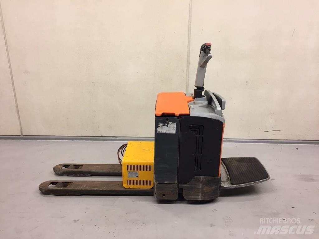 Rocla T20AC Meerij pallettruck met platform