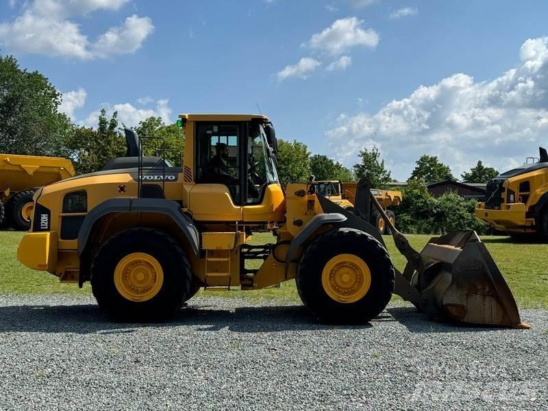 Volvo L 120 H Wielladers