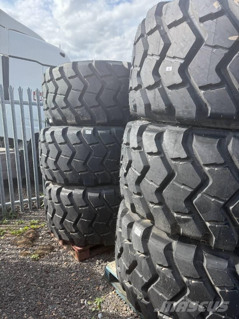 Trelleborg 750/65R25 Banden, wielen en velgen
