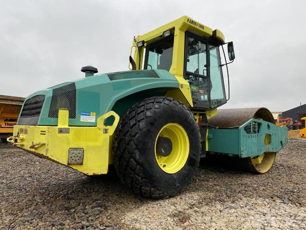 Ammann ASC 110 Trilrolwalsen