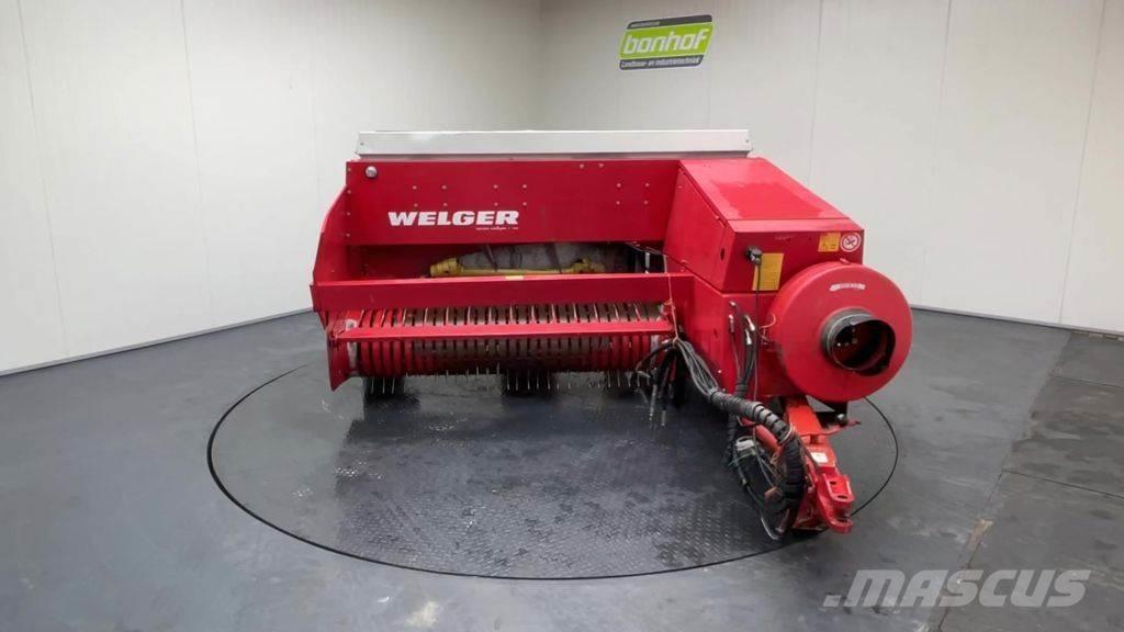 Welger AP 830 Getrokken veldhakselaar