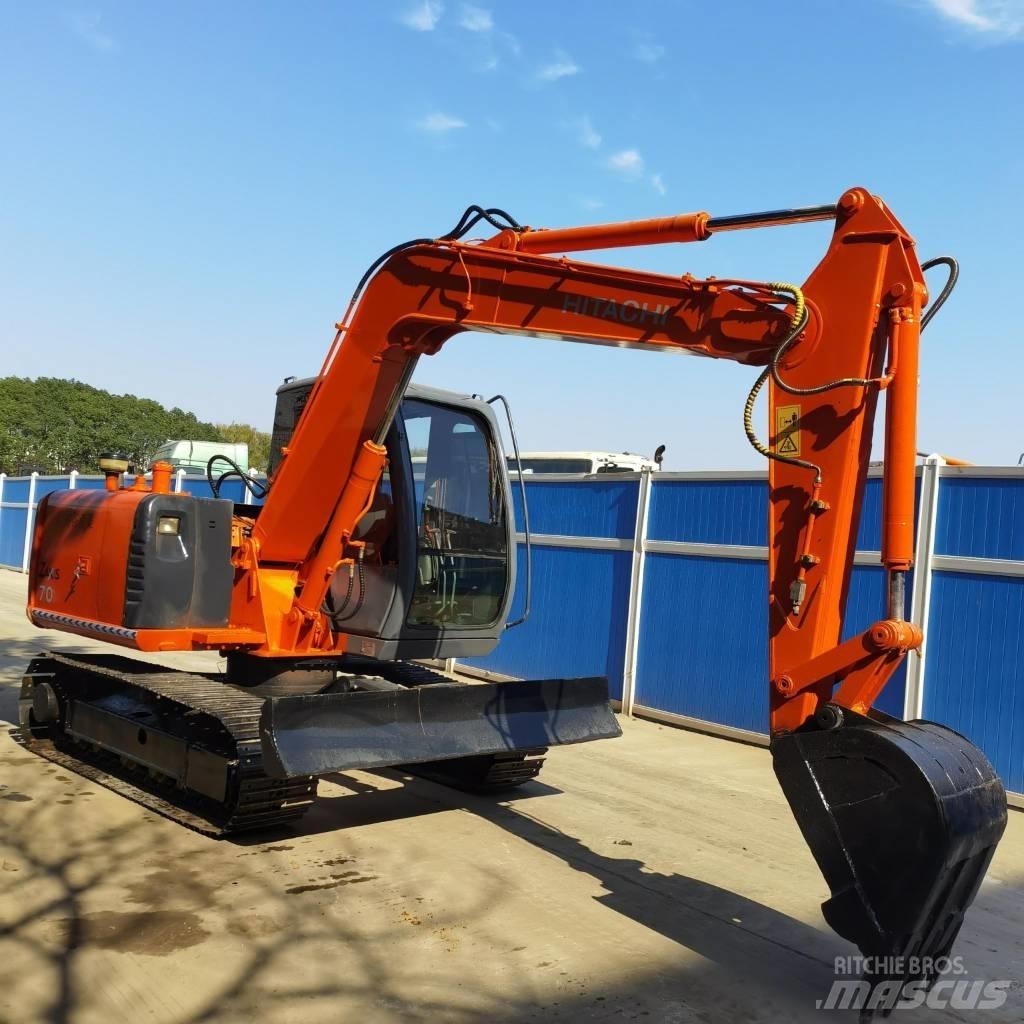 Hitachi ZX70 Rupsgraafmachines