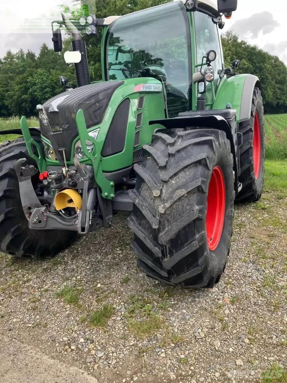 Fendt 724 vario Tractoren