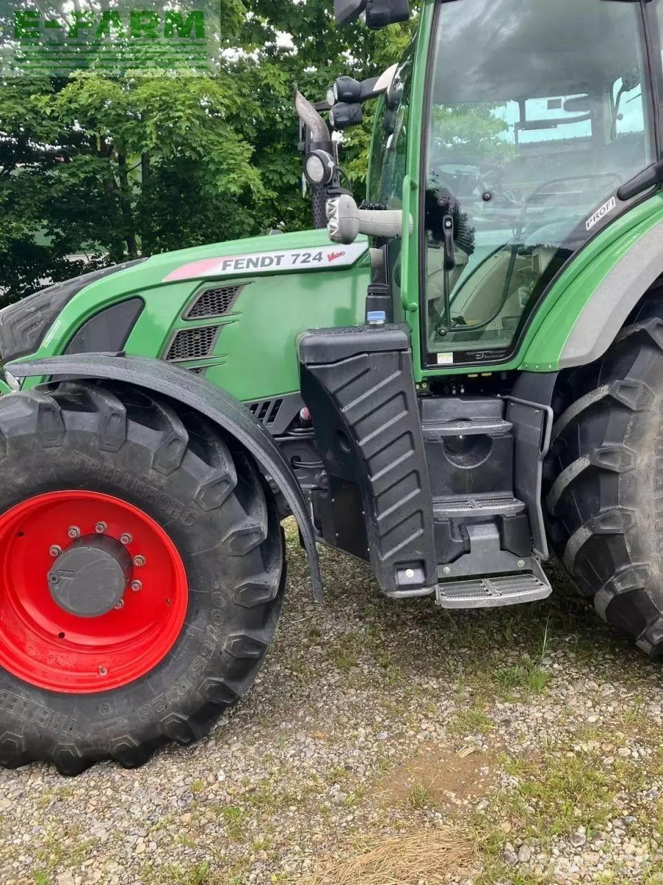 Fendt 724 vario Tractoren