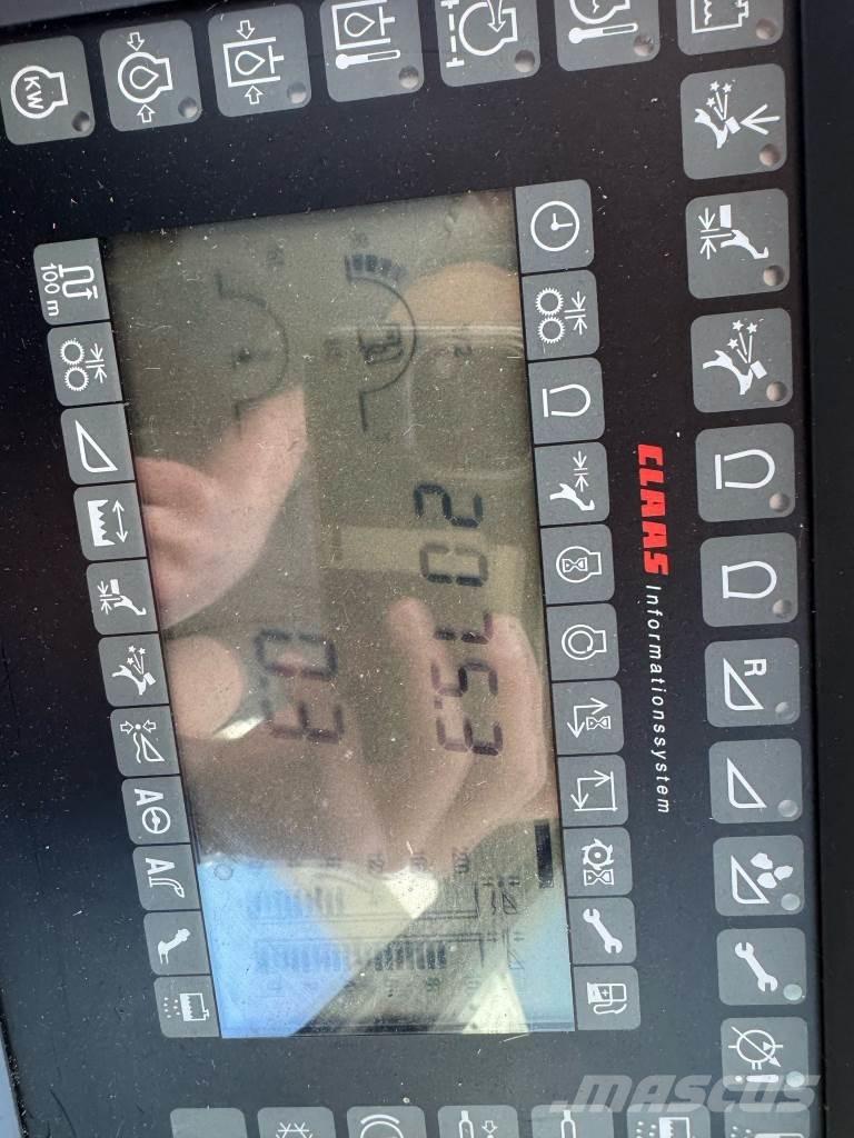 CLAAS JAGUAR 830 Getrokken veldhakselaar