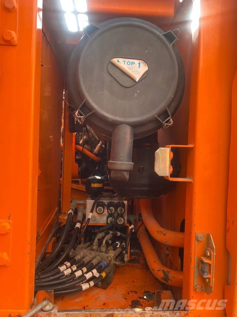 Doosan DX 180 LC Rupsgraafmachines