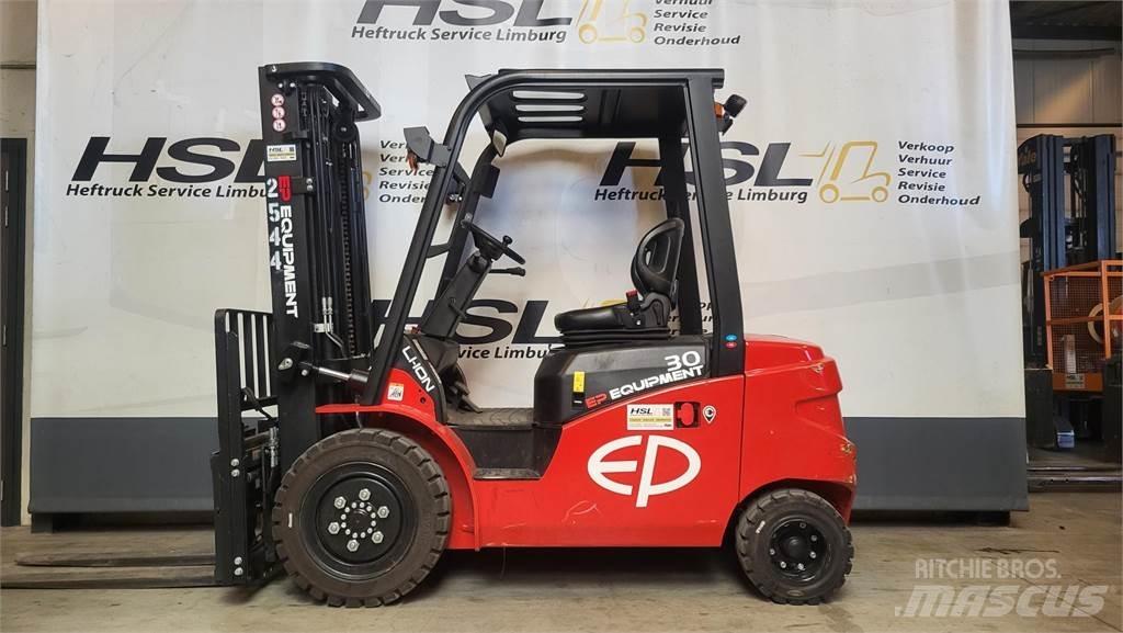  EFL303-S 2023 (demo) Elektrische heftrucks