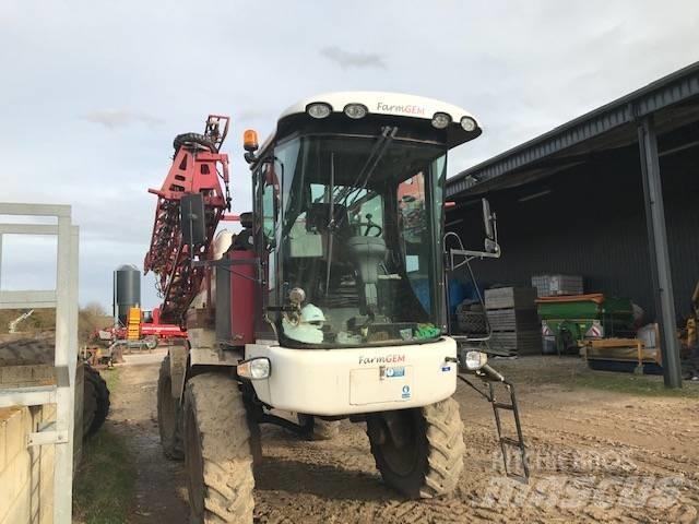 Farm Gem Saphire Zelfrijdende spuitmachines