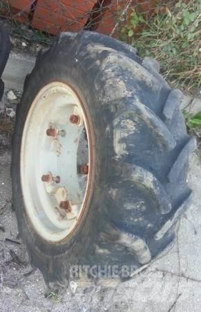  Pneu 280/70R18 Banden, wielen en velgen