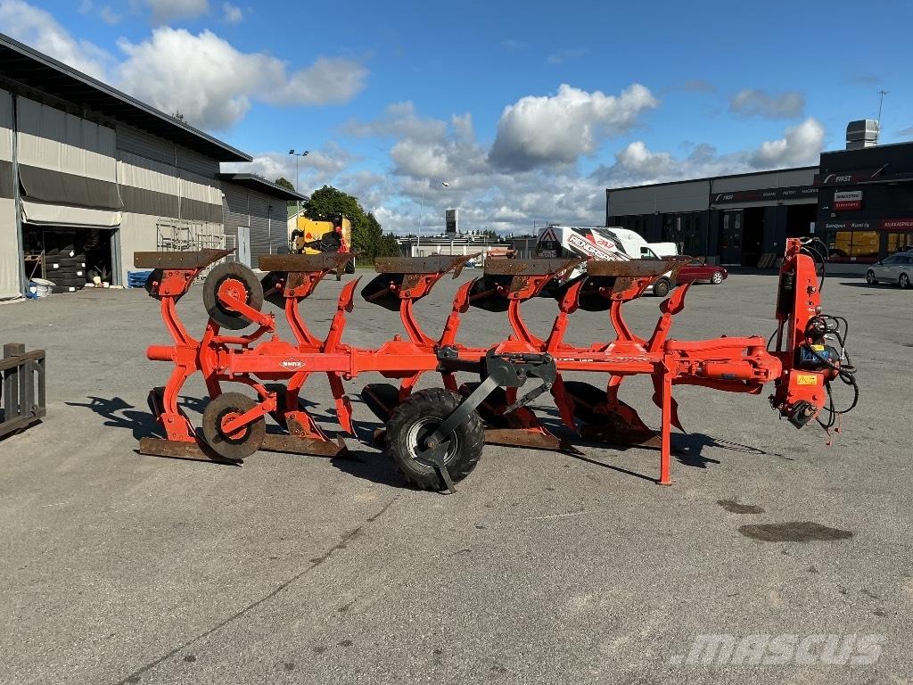 Kuhn Vari-Master 123 Wentelploegen