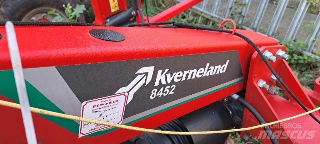 Kverneland 8452 Schudders