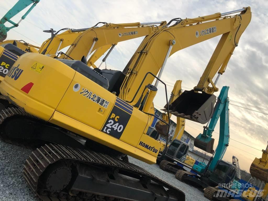 Komatsu 240-8 Rupsgraafmachines