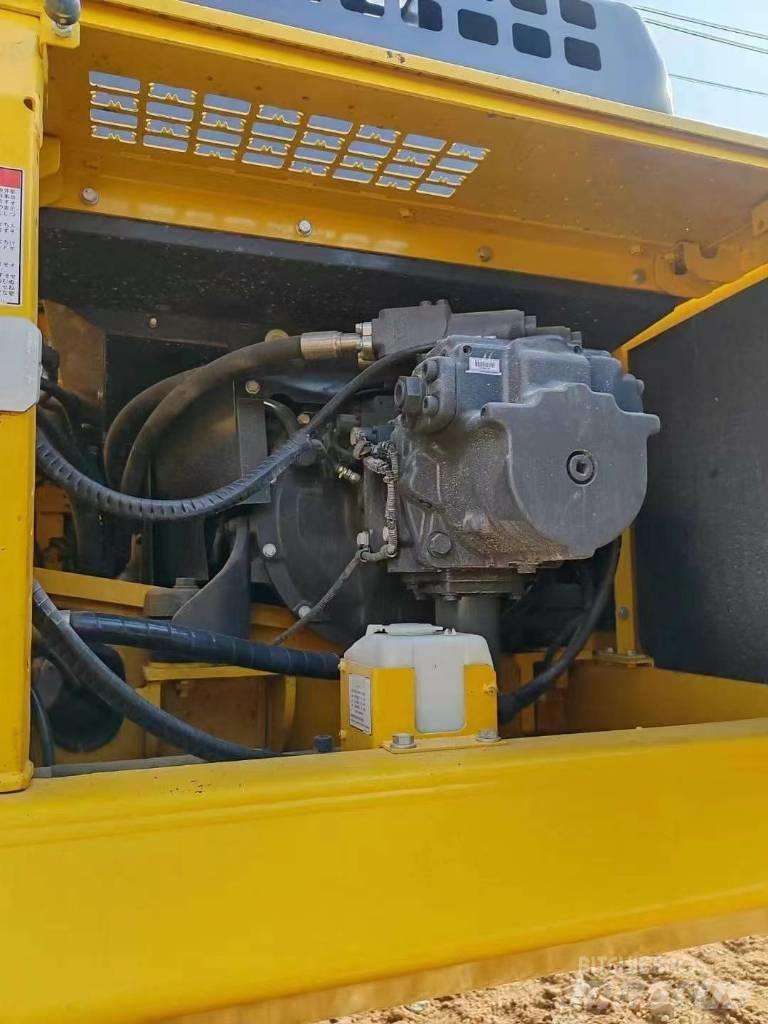 Komatsu 450-8 Rupsgraafmachines