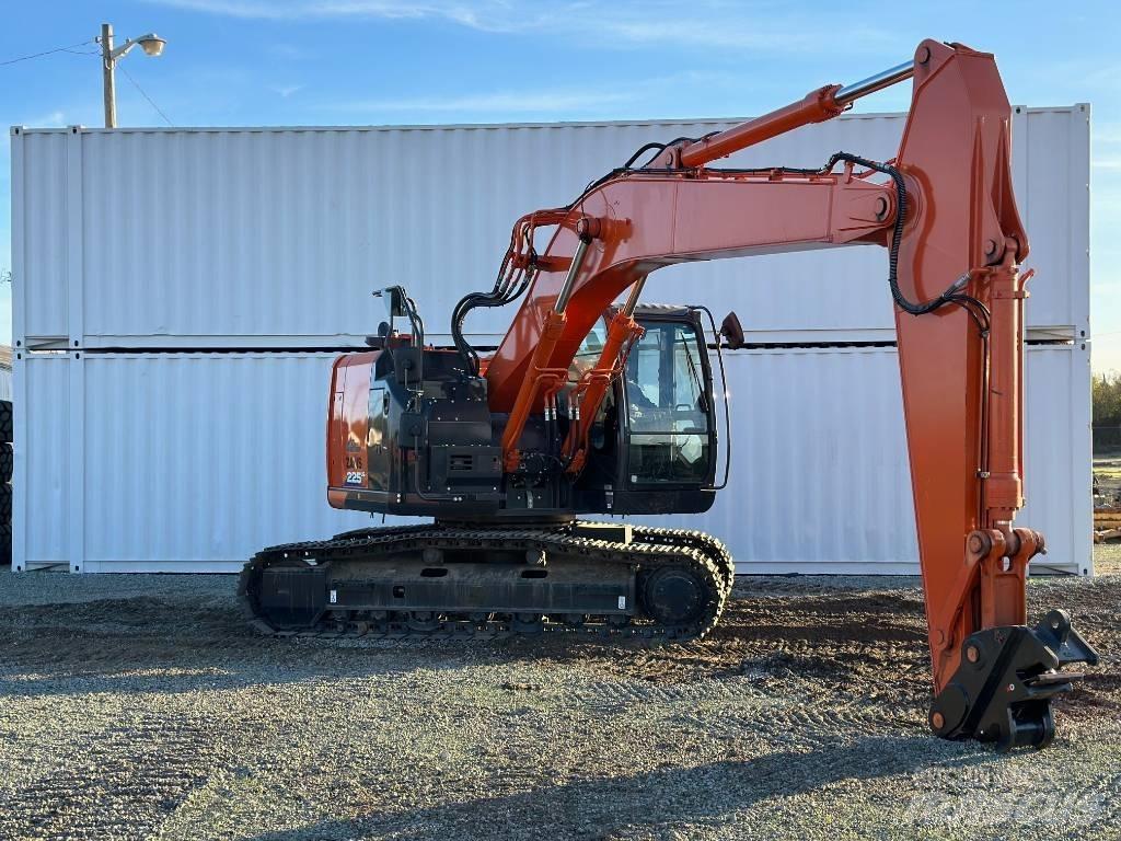 Hitachi ZX225US-6 Rupsgraafmachines