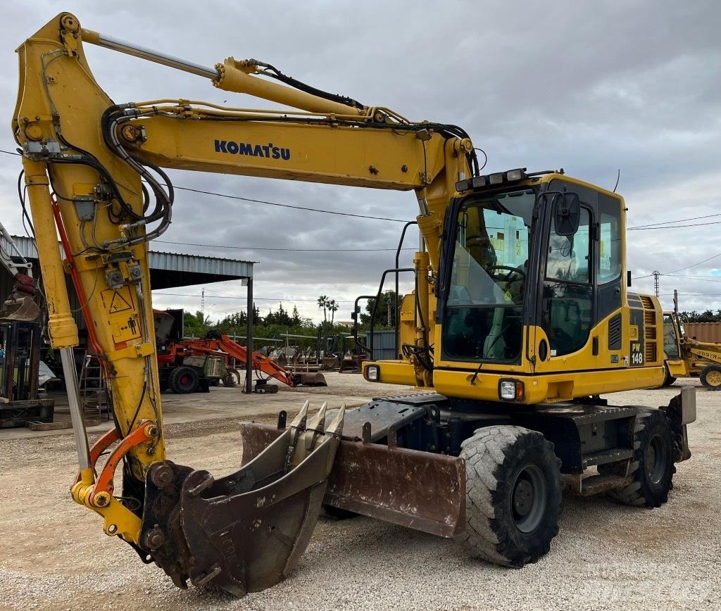 Komatsu PW148-8 Wielgraafmachines