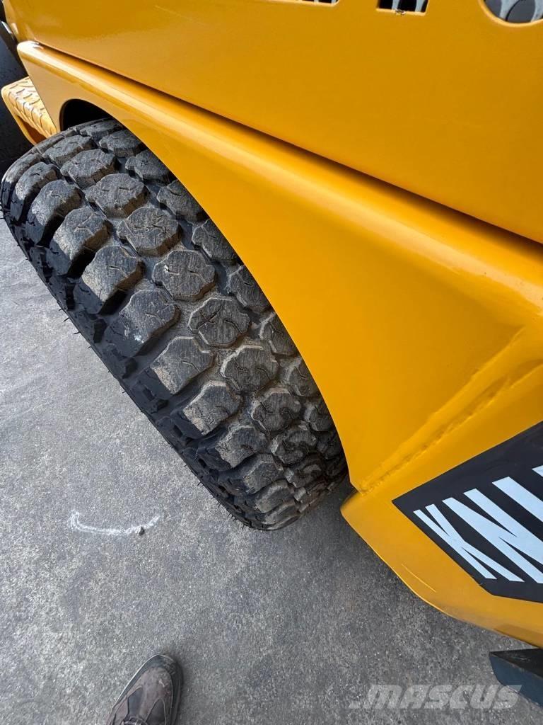 Knikmops KM 130 Wielladers