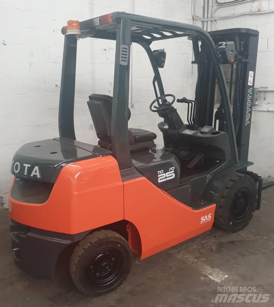 Toyota 52-8 FD 25 Diesel heftrucks