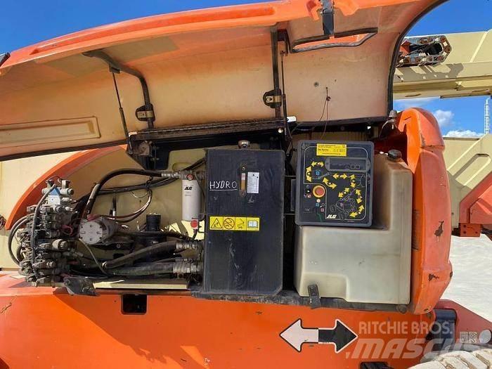 JLG 800AJ Knikarmhoogwerkers