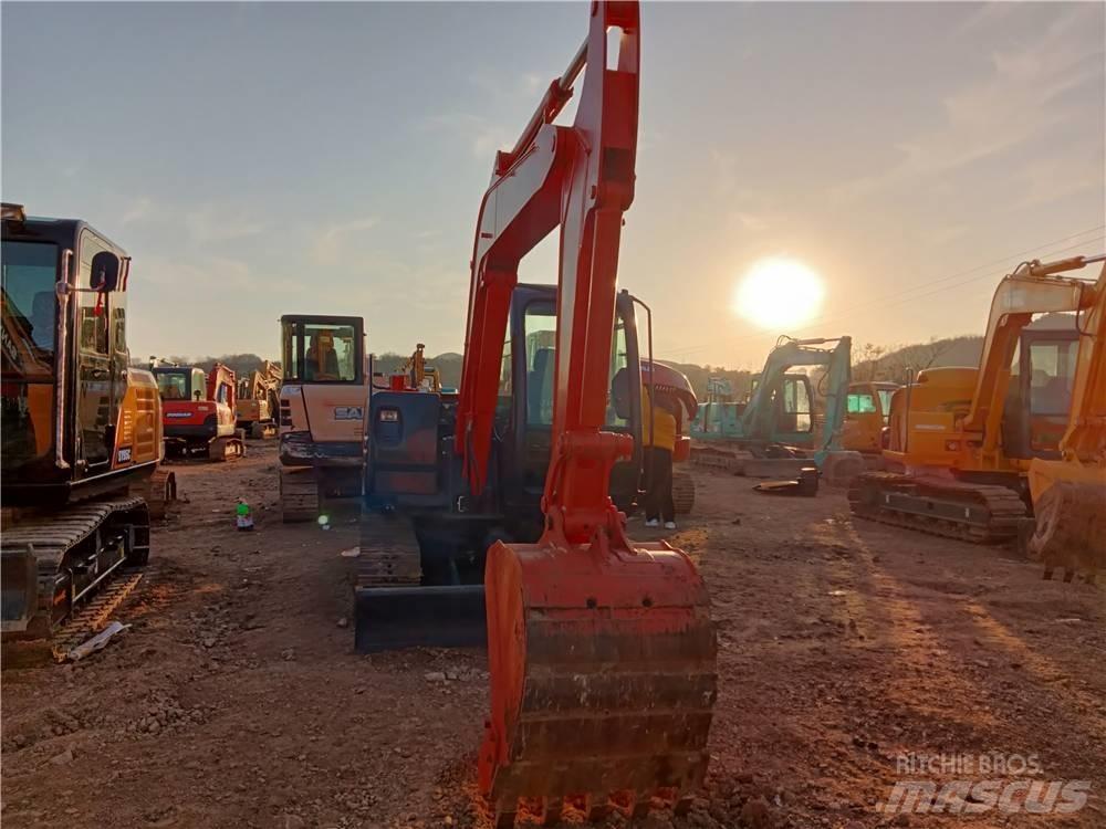 Hitachi ZX 60 Minigraafmachines < 7t