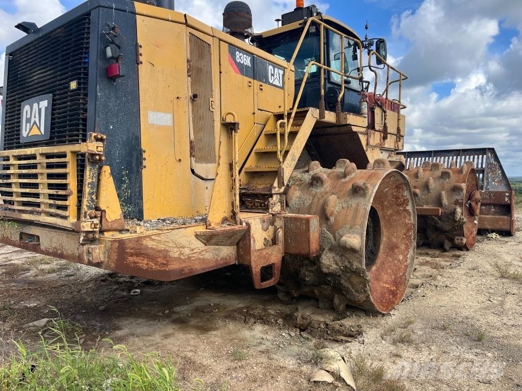 CAT 836K Grondverdichtingsmachines