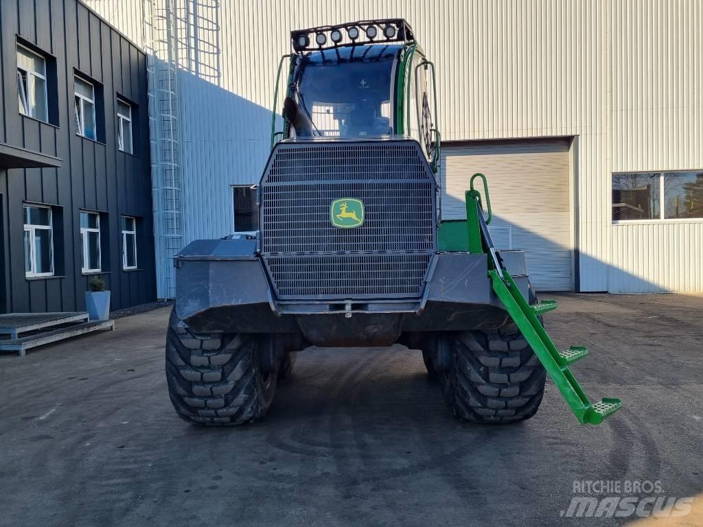 John Deere 1010 G Forwarders