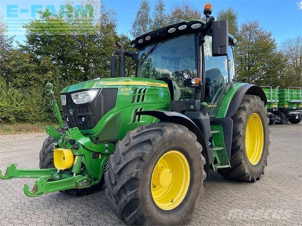 John Deere 6130 r Tractoren