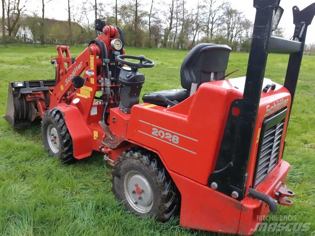 Schäffer 2028 Miniladers