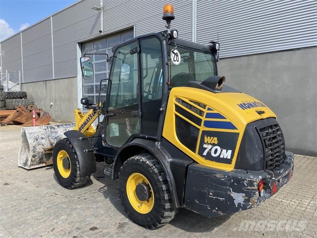 Komatsu WA70M-8EO Knik- en schrankladers