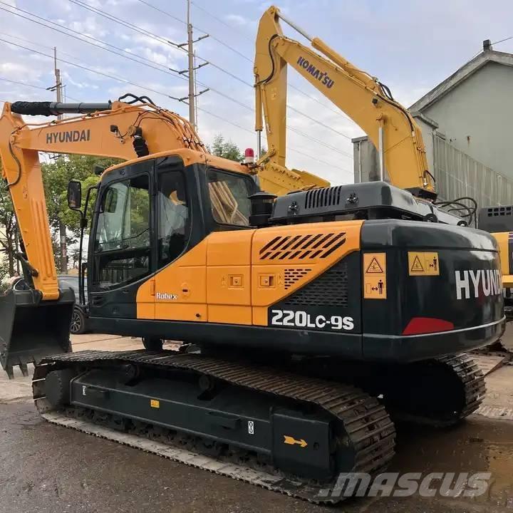 Hyundai 220LC-9s Rupsgraafmachines