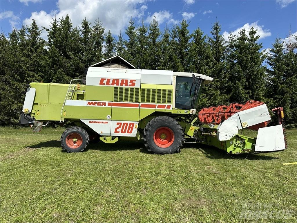 CLAAS Mega 208 Maaidorsmachines