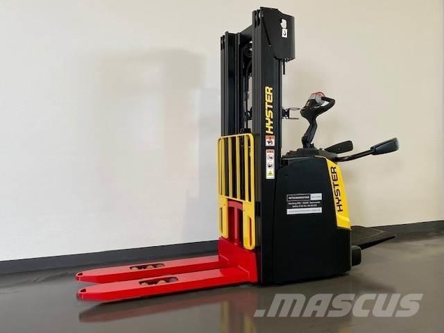 Hyster S1.2S Stapelaar meeloop