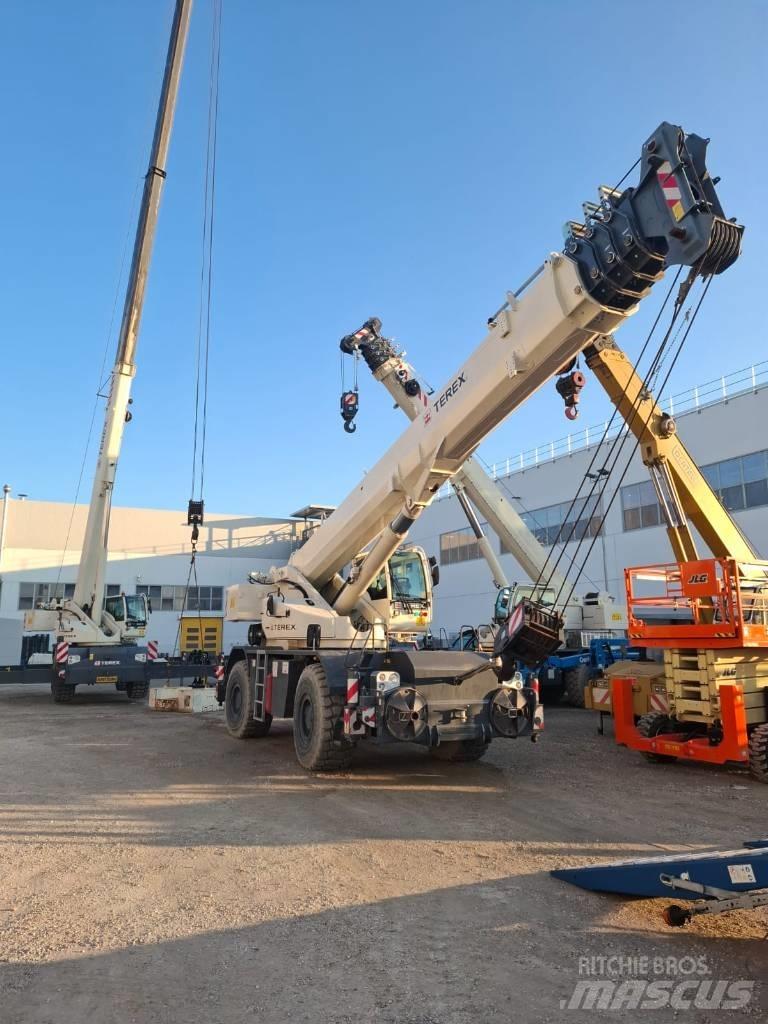 Terex RT1080L Ruwterrein kranen