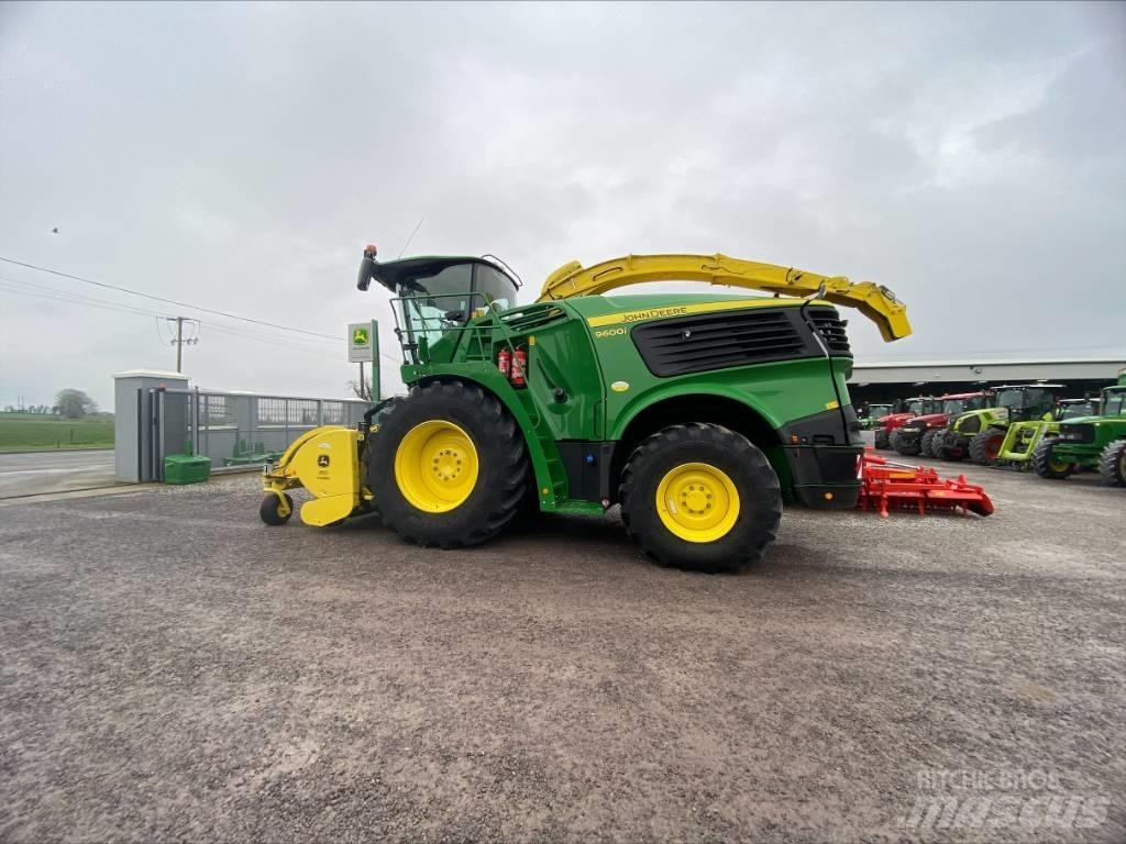 John Deere 9600 Getrokken veldhakselaar