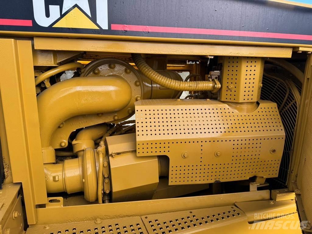 CAT D8R Rupsdozers
